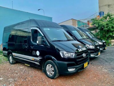 Thuê xe ở Việt Nam 在越南租车